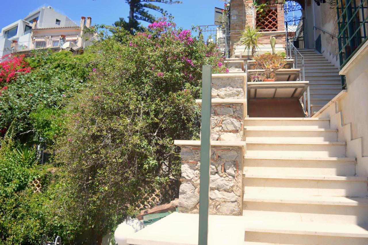 Casa Costa Apartment Taormina Bagian luar foto