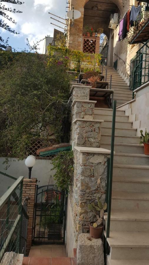 Casa Costa Apartment Taormina Bagian luar foto